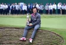 No one with a penis should be allowed to win a major wearing shoes like those.